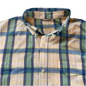 HUK Performance Mens Fishing Shirt Short Sleeve Plaid Size XL